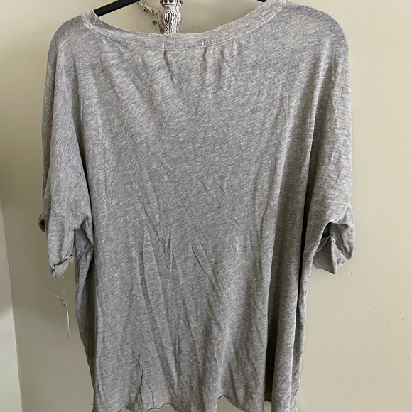 NWOT Wildfox Like is The New Love Tee Various - Picture 6 of 7